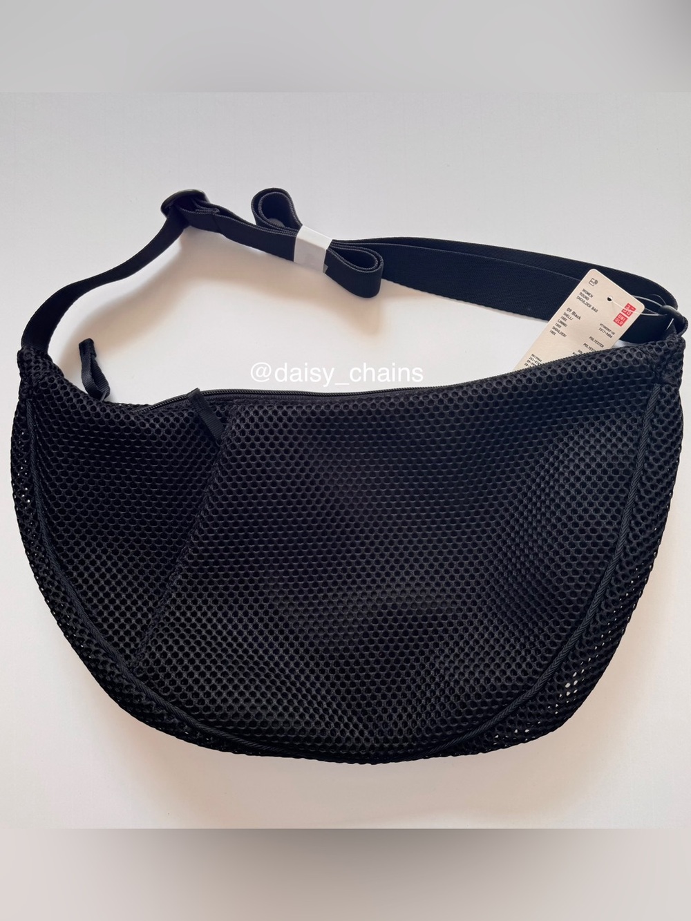 Uniqlo Mesh Round Shoulder Bag